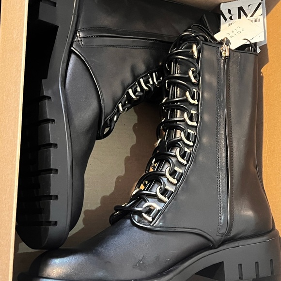 Zara Women's Black Lace-Up Boots - Picture 7 of 7
